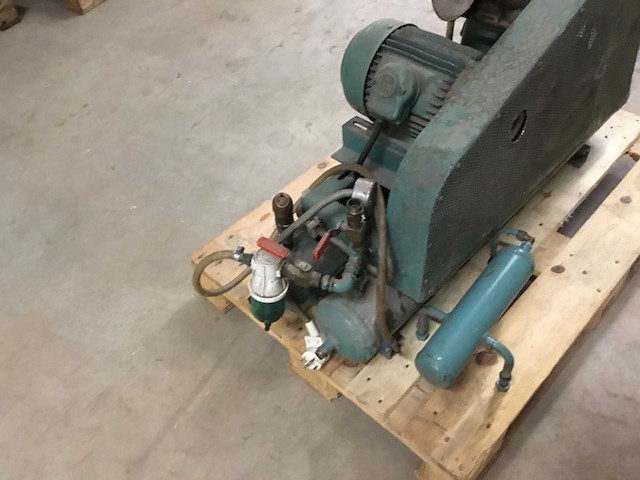 E-m-f dordt luchtcompressor - afbeelding 5 van  7