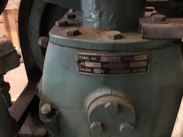 E-m-f dordt luchtcompressor - afbeelding 7 van  7