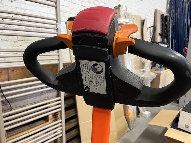 E-runner, elektrische trekhulp voor magazijnen - afbeelding 6 van  10