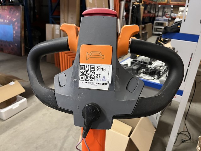 E-runner, elektrische trekhulp voor magazijnen - afbeelding 10 van  10