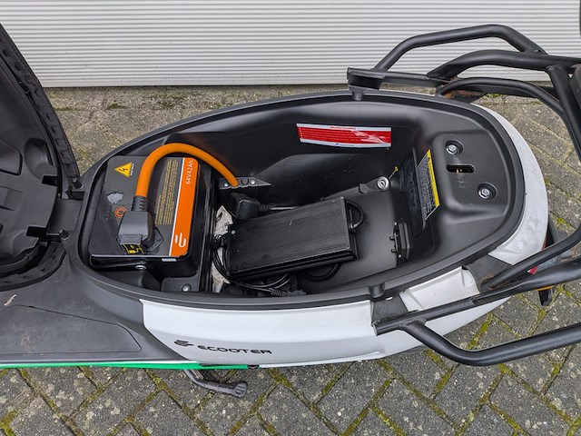E-scooter, ecooter, e2, 2021 - afbeelding 6 van  25