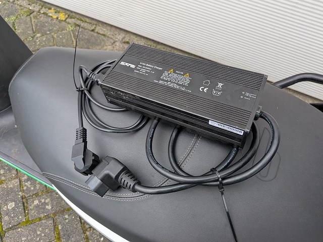 E-scooter, ecooter, e2, 2021 - afbeelding 10 van  25