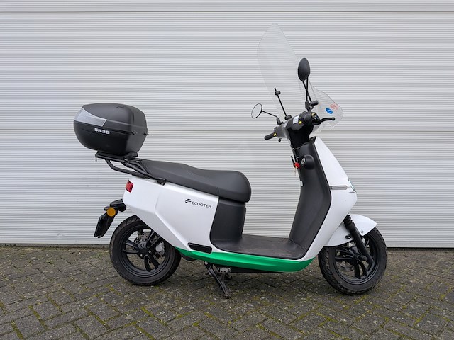 E-scooter, ecooter, e2, 2021 - afbeelding 16 van  25