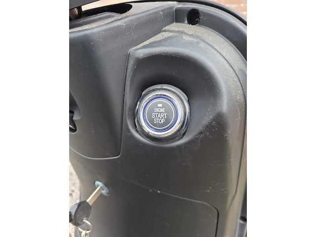 E-scooter, la souris, e-sourini, 2021 - afbeelding 8 van  27