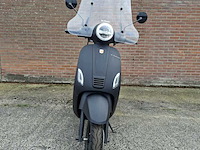 E-scooter, la souris, e-sourini, 2021 - afbeelding 21 van  27