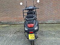 E-scooter, la souris, e-sourini, 2021 - afbeelding 23 van  27