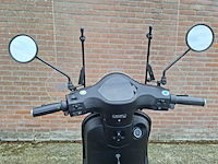 E-scooter, la souris, e-sourini, 2021 - afbeelding 25 van  27