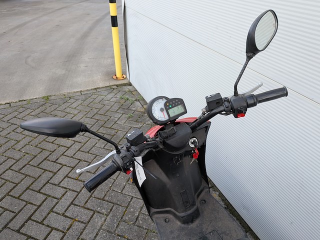 E-scooter, scutum, silence s02, 2018 - afbeelding 15 van  19