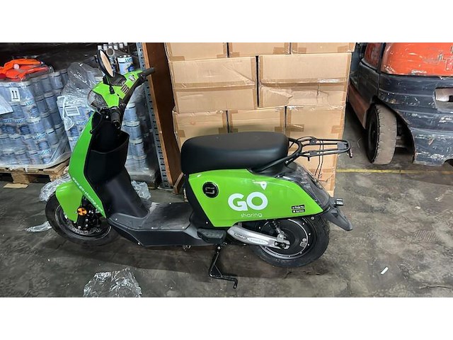 E-scooter, super soco, go sharing - afbeelding 3 van  5