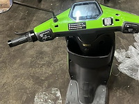 E-scooter, super soco, go sharing - afbeelding 5 van  5