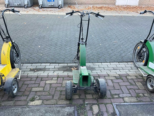 E-scooter swingtrike (8x) - afbeelding 5 van  31