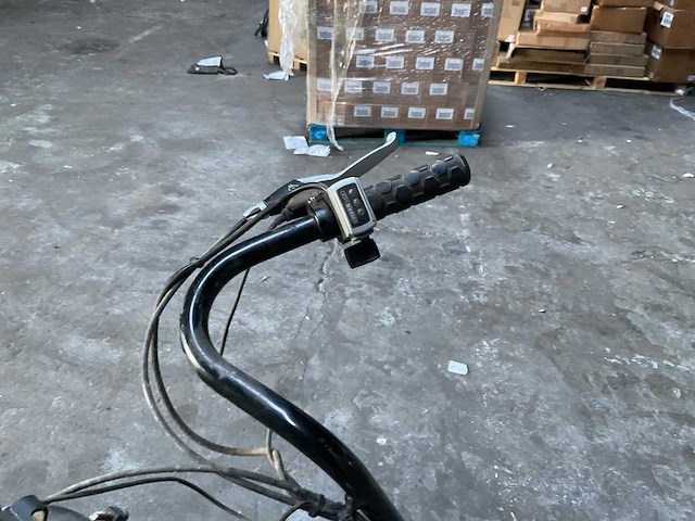 E-scooter swingtrike - afbeelding 2 van  10