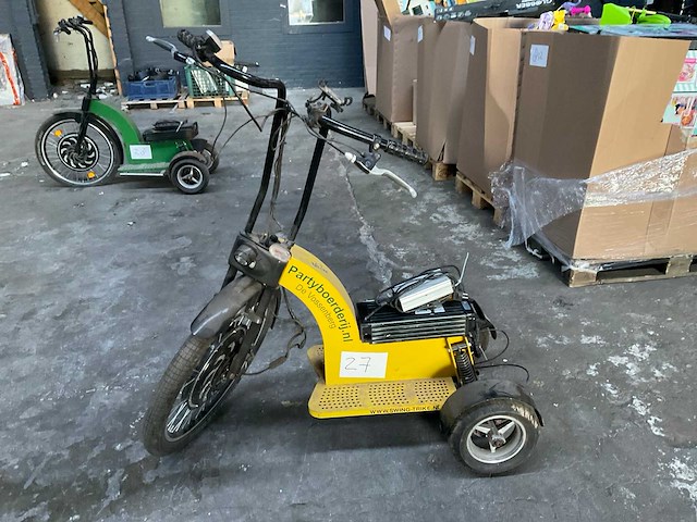 E-scooter swingtrike - afbeelding 1 van  10