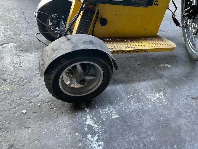 E-scooter swingtrike - afbeelding 7 van  10