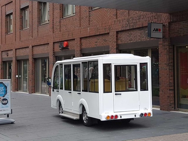 E-shuttlebus - afbeelding 7 van  9