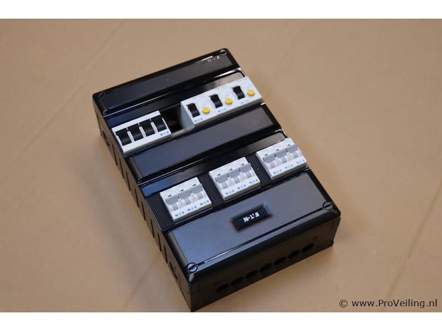 E-tn groepenkast - afbeelding 1 van  4