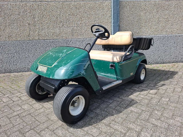 E-z-go txt golfkar - afbeelding 1 van  10