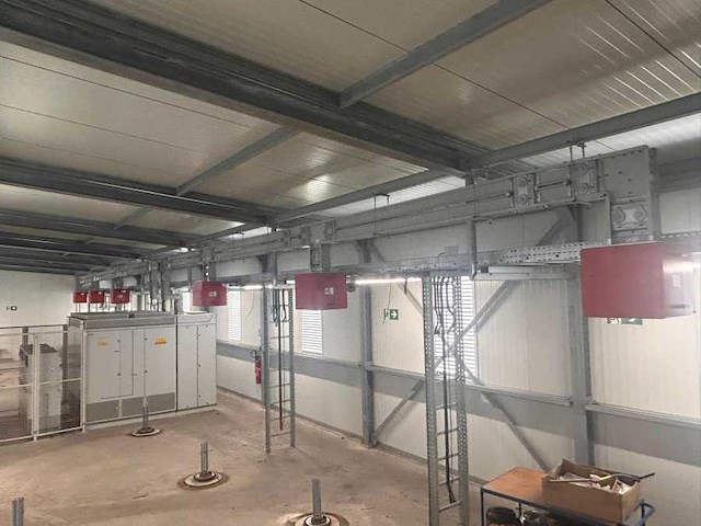 Eae busbar low voltage energy distribution system - various energy - 2005 - afbeelding 1 van  10