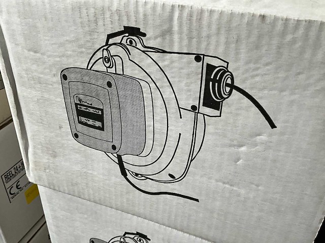 Eagle egrp30124 kabelhaspel met verlichting (8x) - afbeelding 5 van  6