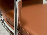 Eames ea219 softpad bureaustoel in cognac leer, cognac / chroom - afbeelding 7 van  9