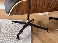 Eames lounge chair met ottoman in palissander en echt zwart leer replica, palissander / zwart - afbeelding 2 van  11