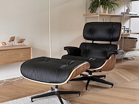 Eames lounge chair met ottoman in palissander en echt zwart leer replica, palissander / zwart