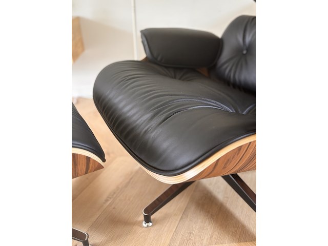 Eames lounge chair met ottoman in palissander en echt zwart leer replica, palissander / zwart - afbeelding 8 van  11