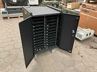 Earthwalk charging cabinet - afbeelding 1 van  5