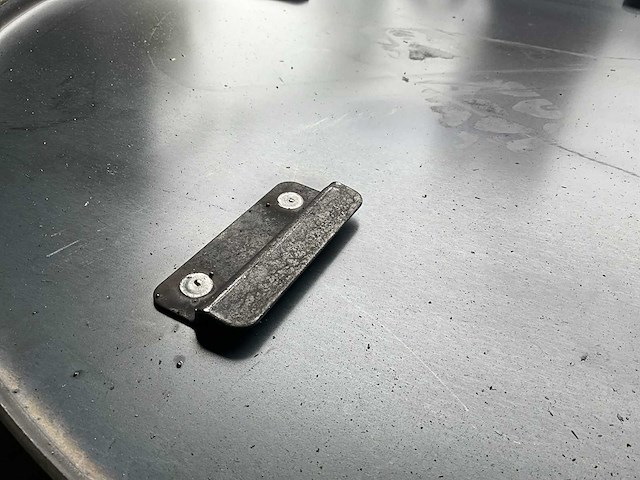 Easy-going - 2025 - mangaanstaal - afwerkbladen vlinder- trowelmachine schuur schijf - afbeelding 2 van  2