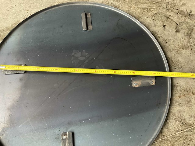 Easy-going - 2025 - mangaanstaal - afwerkbladen vlinder- trowelmachine schuur schijf - afbeelding 4 van  5