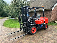 Easy-going - 3 ton - diesel - triple - vorkheftruck - 2025 - afbeelding 56 van  60