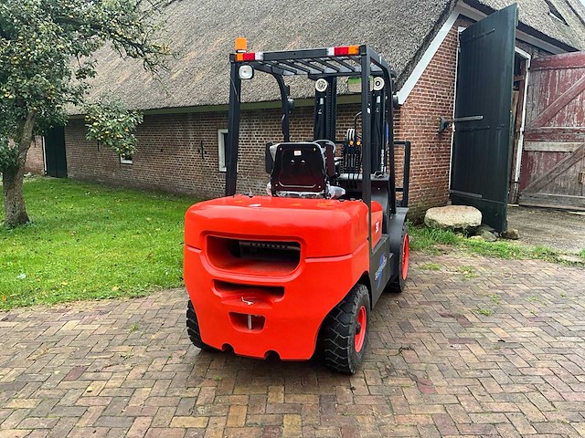 Easy-going - 3 ton - diesel - triple - vorkheftruck - 2025 - afbeelding 60 van  60