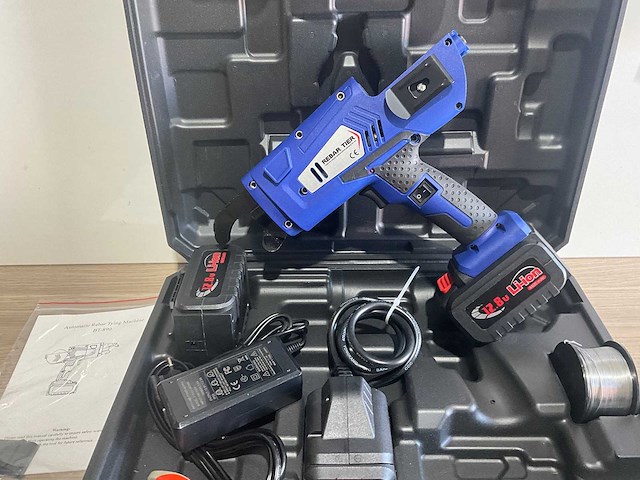 Easy-going - bt-890 - automatic wapenings bindmachine - vlechtmachine. - afbeelding 1 van  10