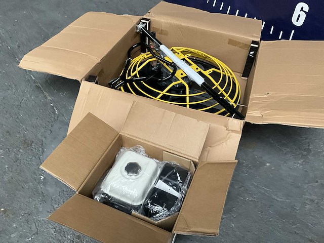 Easy-going - dmr100c - honda 4,8 pk - power trowel / vlindermachine -2026 - afbeelding 7 van  17