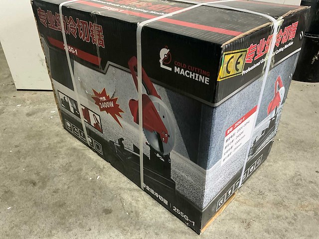 Easy-going - fa255 - metaal in / afkortzaag - 2025 - afbeelding 16 van  27