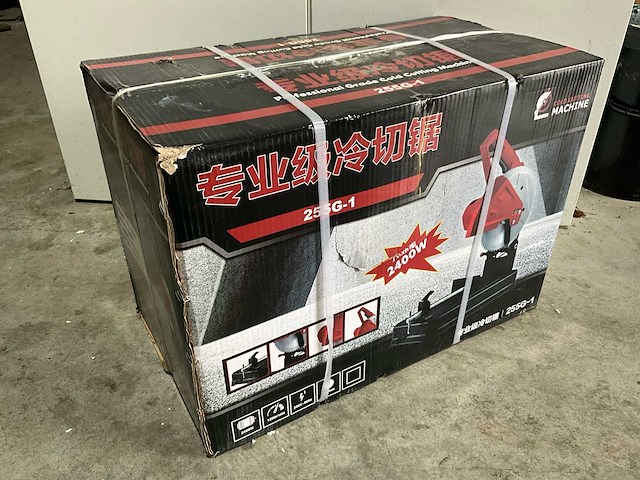 Easy-going - fa255 - metaal in / afkortzaag - 2025 - afbeelding 17 van  27