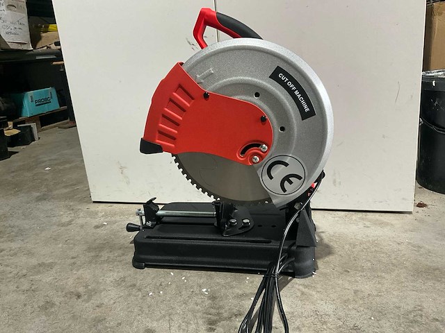 Easy-going - fa355 - metaal in / afkortzaag- 2025 - afbeelding 3 van  22