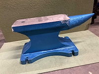 Easy-going - gietijzeren aambeeld - enkele hoorn - type 400 lbs - afbeelding 19 van  20