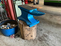 Easy-going - gietijzeren aambeeld - enkele hoorn - type 400 lbs - afbeelding 13 van  16