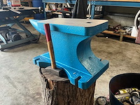 Easy-going - gietijzeren aambeeld - enkele hoorn - type 400 lbs - afbeelding 16 van  26