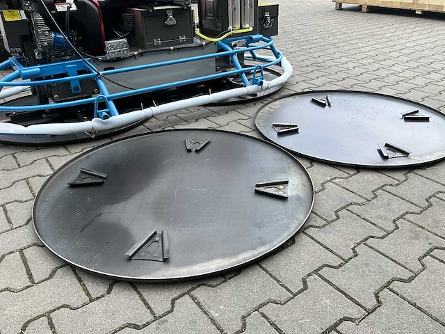 Easy-going - mangaanstaal - afwerkbladen schuur schijf pan - trowelmachine - 2024 (2x) - afbeelding 6 van  13