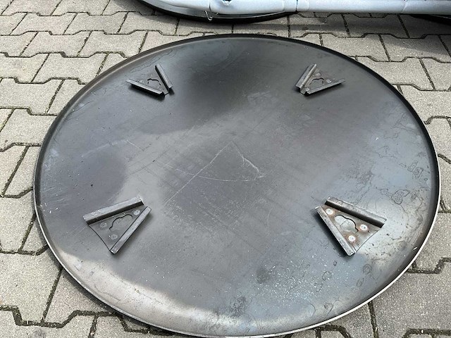 Easy-going - mangaanstaal - afwerkbladen schuur schijf pan - trowelmachine - 2024 (2x) - afbeelding 10 van  10