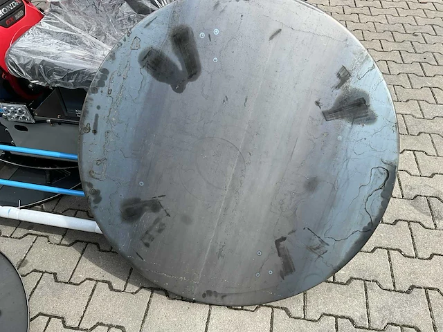 Easy-going - mangaanstaal - afwerkbladen schuur schijf pan - trowelmachine - 2024 (2x) - afbeelding 2 van  13
