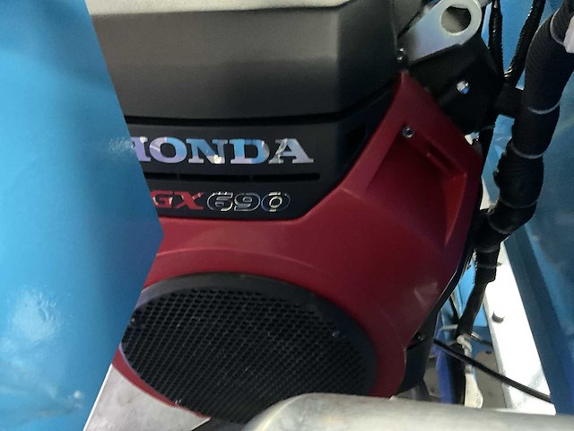 Easy-going - rt36 - honda gx690 (24pk) - ride on power trowel / dubbele vlindermachine - 2025 - afbeelding 16 van  36