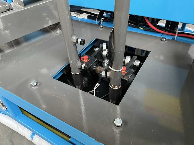 Easy-going - rt36 - ride on power trowel / dubbele vlindermachine - 2025 - afbeelding 13 van  57