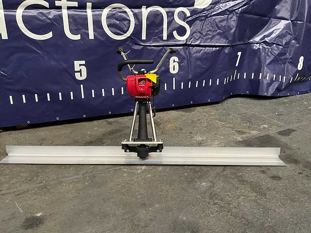 Easy-going - zpc-25b - beton afwerkspaan / trilbalk screed ruler - 2024 - afbeelding 9 van  13
