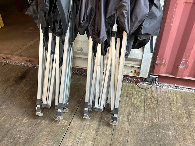 Easy-up partytent 3x3 (2x) - afbeelding 1 van  1