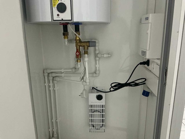 Easywagon sanitairunit - afbeelding 18 van  33