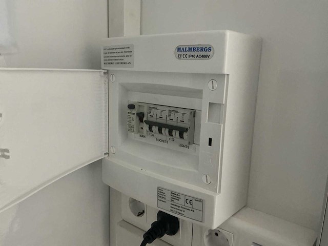 Easywagon sanitairunit - afbeelding 26 van  33