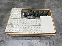 Eaton - partij schakelmateriaal + voedingen/transformatoren - afbeelding 1 van  7